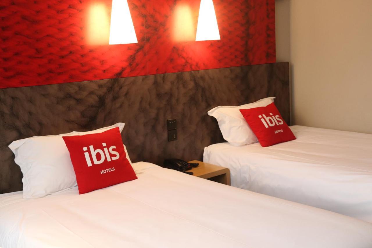 Ibis Chengdu Sm Square Hotel Buitenkant foto