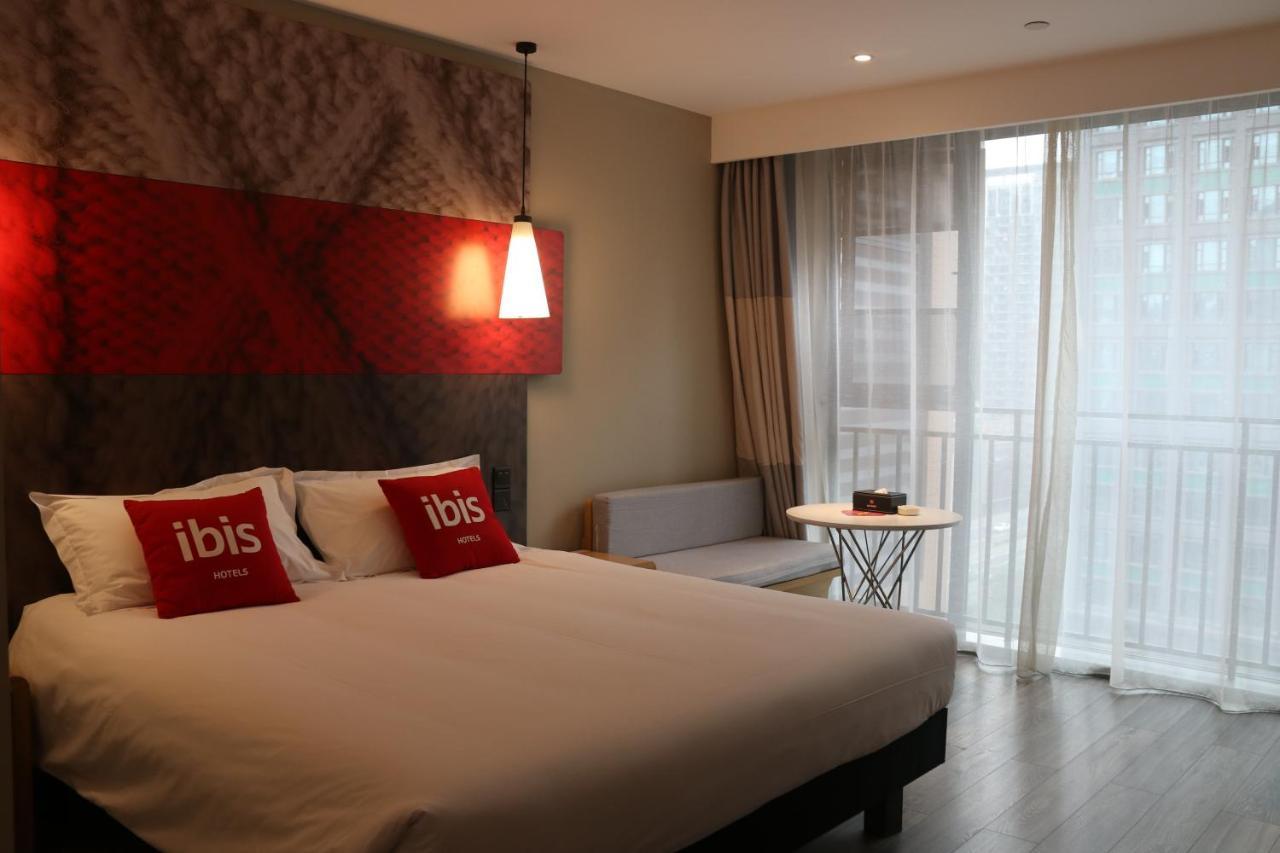 Ibis Chengdu Sm Square Hotel Buitenkant foto