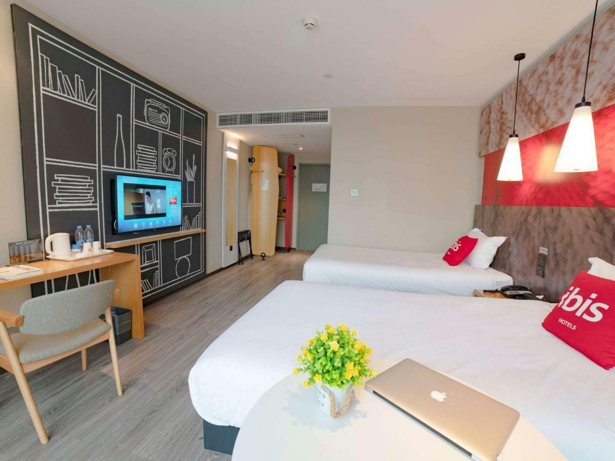 Ibis Chengdu Sm Square Hotel Buitenkant foto